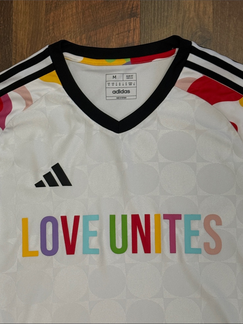 Adidas Love Unites Pride AEROREADY Soccer Jersey White Multicolor Medium - Picture 3 of 6